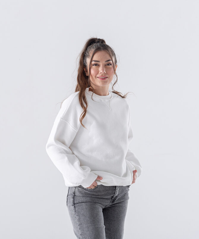 Üç İplik Karyokalı Sıfır Yaka Sweatshirt - Beyaz - Görsel 2